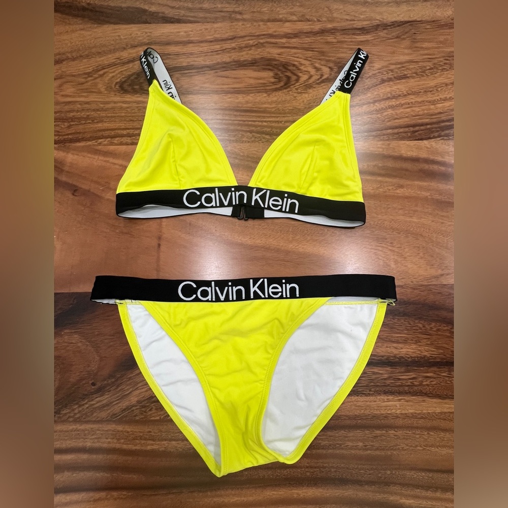 Calvin Klien bikini women’s XL